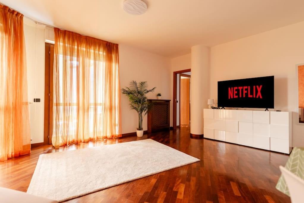 Attico Vicino Milano, Mxp, Rho Fiera Apartamento Busto Arsizio Exterior foto